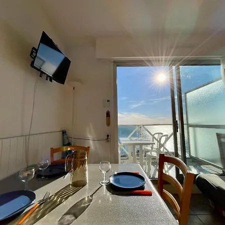 Lägenhet 2 Pieces Avec Piscine Et Parking A - Fr-1-338-480 *