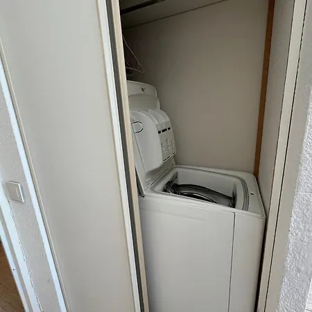 2 Pieces Avec Piscine Et Parking A - Fr-1-338-480 * Sète